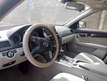 A picture of 2009 Mercedes Benz c200