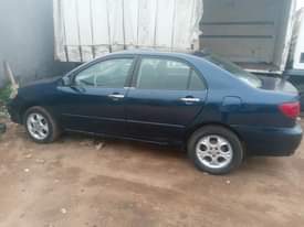 A picture of Toyota Corolla 04