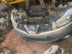 A picture of Nissan Rogue qashqai xtrail murano parts available 00971523530343