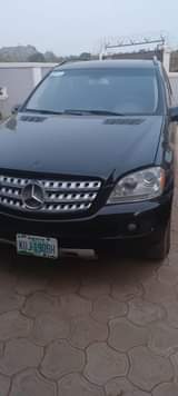 A picture of Mercedes Benz ML 350..2007 8 model