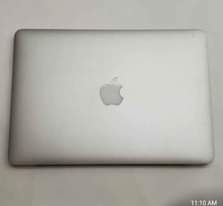 A picture of Mac book