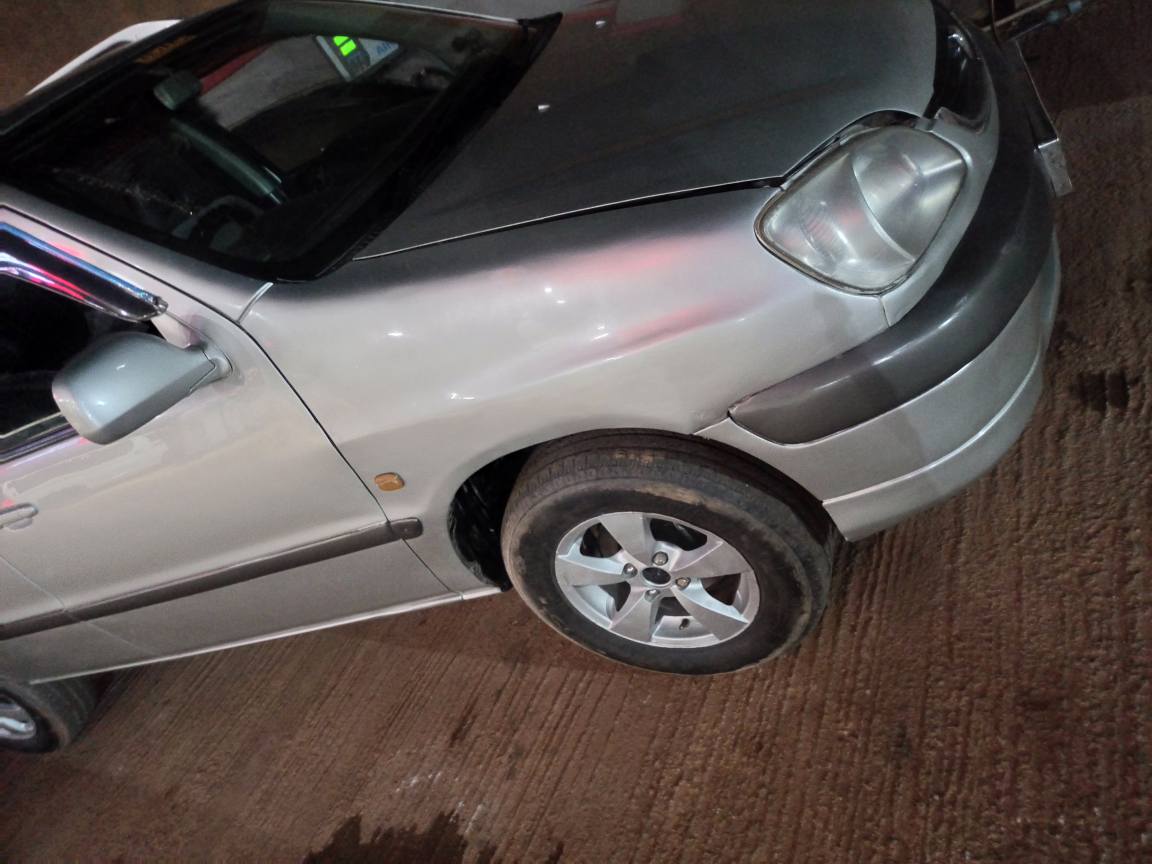 A picture of Toyota Raum model 1999