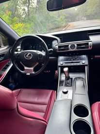A picture of Lexus Is350