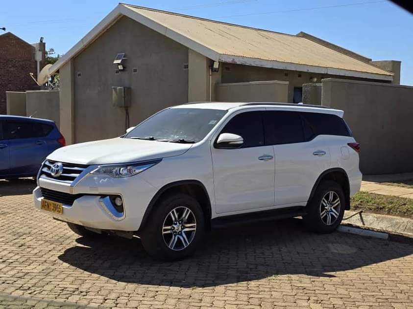 used toyota fortuner