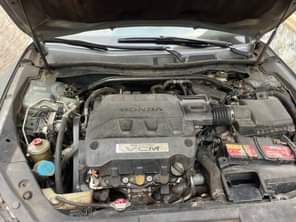 A picture of Omg This is massive clean Honda crosstour 2010 model full