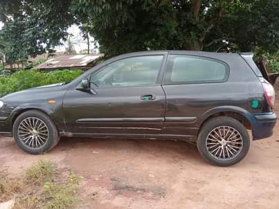 A picture of Nissan Almera 02 One Door For Sale