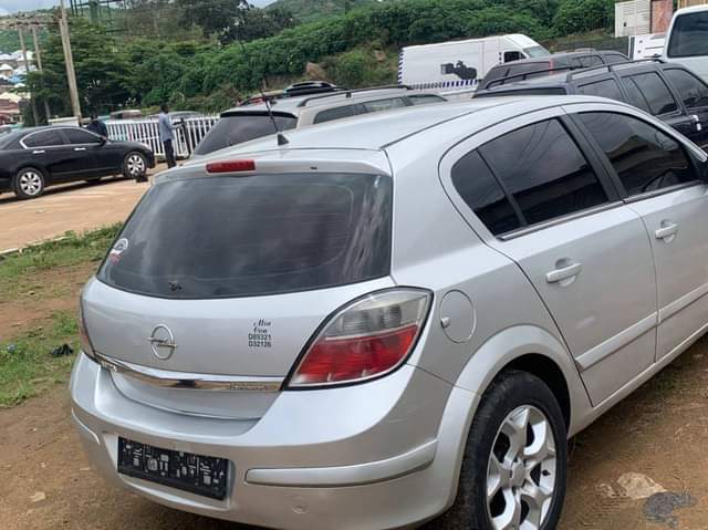 A picture of Extremely clean Opel astral Automatic transmission first body Ac everything