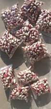A picture of karanga white n red Byuti byuti tam tam