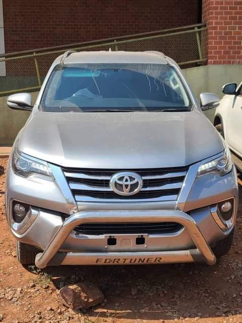 used toyota fortuner