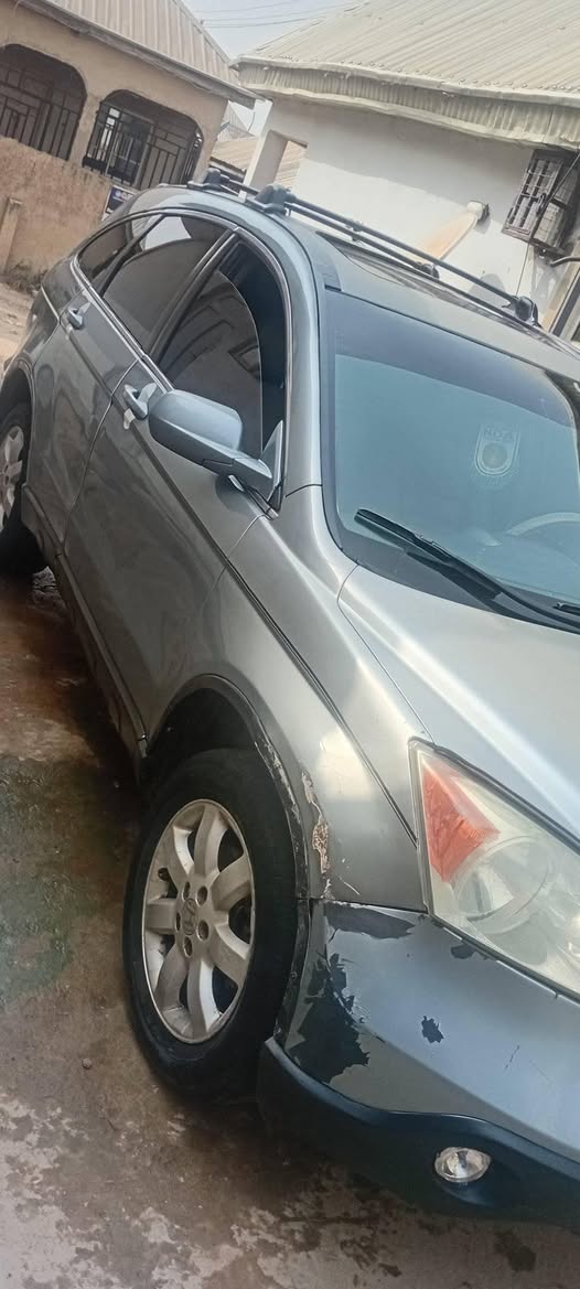 A picture of 2010 Crv honda