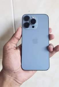 A picture of Iphone 13 pro