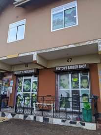 A picture of Ajira kwa Kinyozi na Wadada wa Barbeshop Ngusero Arusha