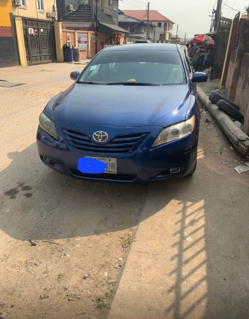 A picture of Toyota Camry 08