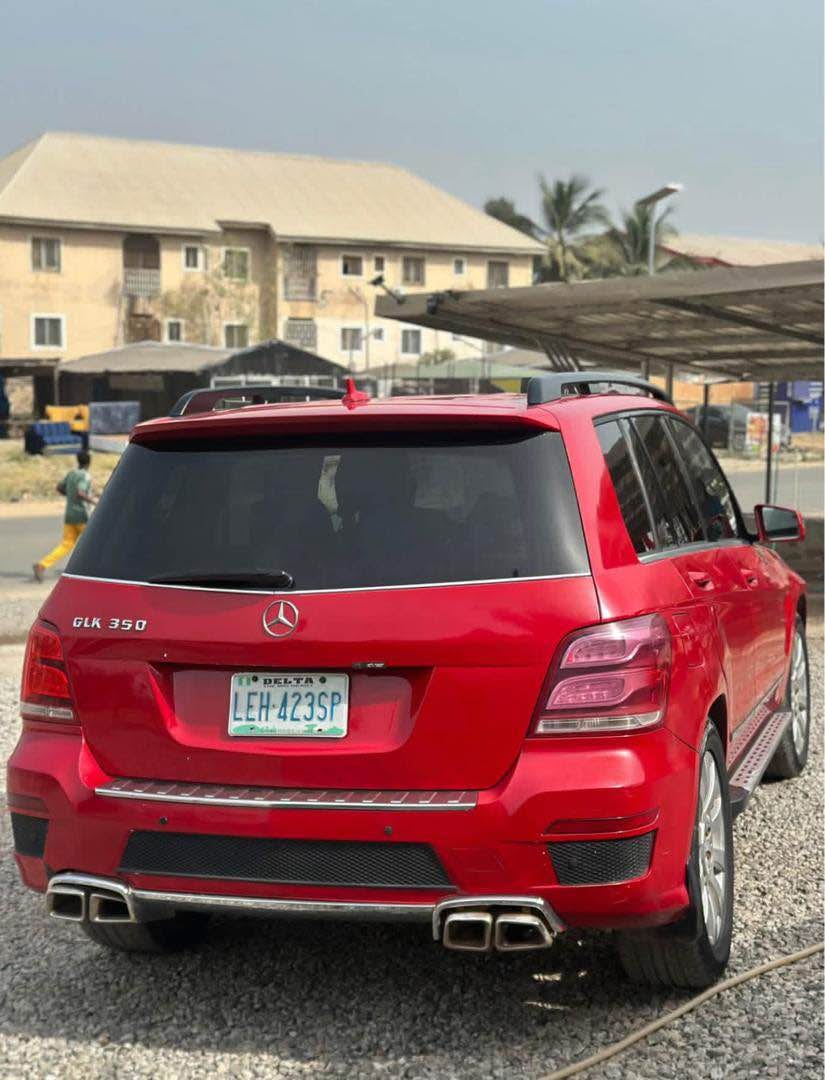 A picture of Mercedes Benz