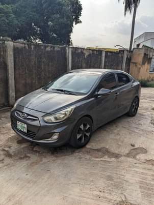 A picture of Hyundai accent 2010