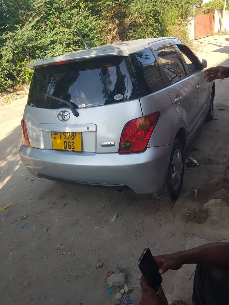 A picture of Toyota ist