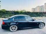A picture of BMW 3 SERIES
