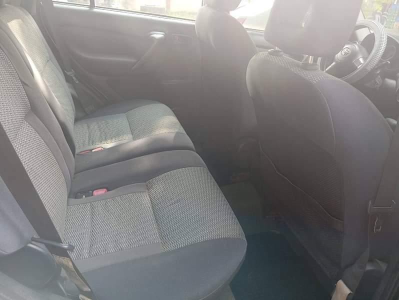 A picture of 05 rav 4 First body AC is working perfectly Gear