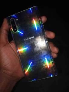 A picture of Samsung note 10plus