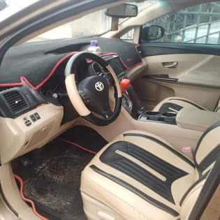 A picture of 2010 Toyota venza 2010