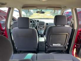 A picture of 2005 PONTIAC VIBE