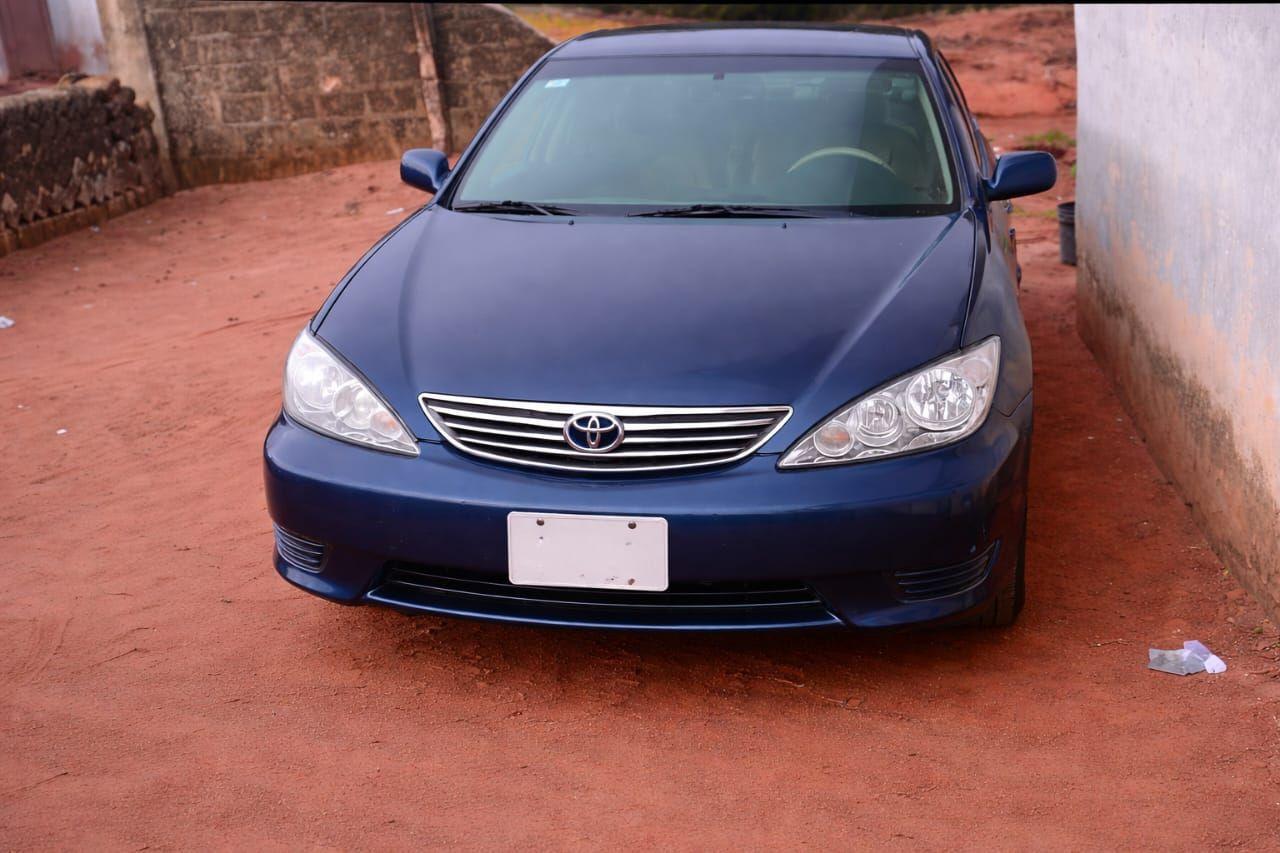 A picture of car