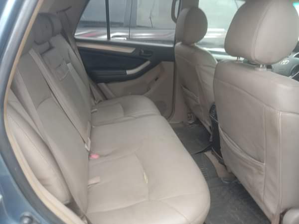 A picture of 4Runner 2005 first owner and first registration engine ac and