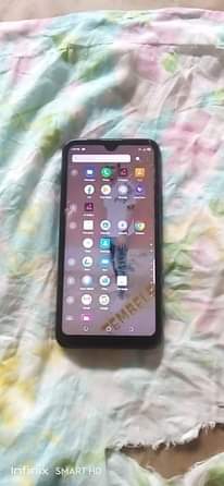 A picture of Nauza simu tecno spark 4 air gb 32 ram 2