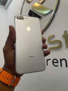 A picture of iPhone 7plus 32Gb Bh 96 Finger 280 000