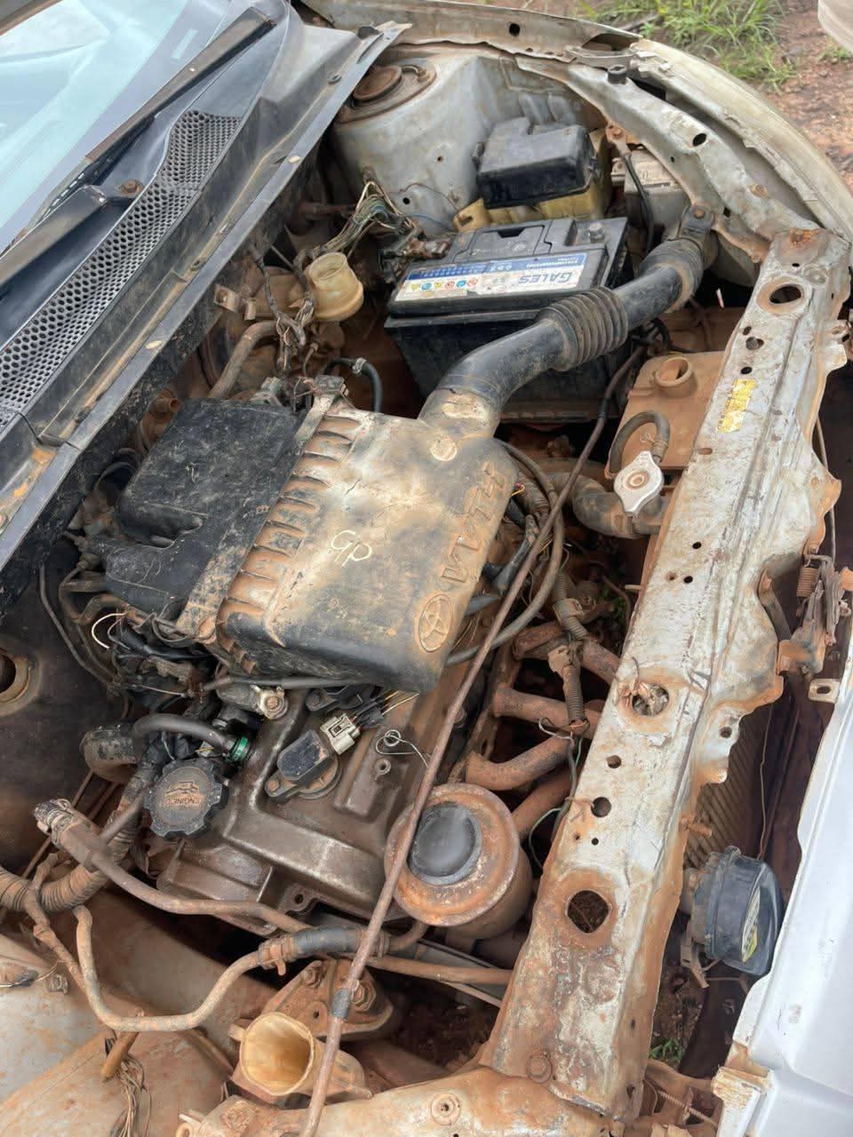 A picture of 2002 Toyota yaris