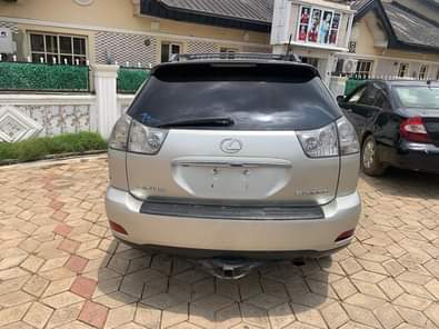 A picture of Registered Lexus rx330 Engine and gear topnotch Ac chilling Very