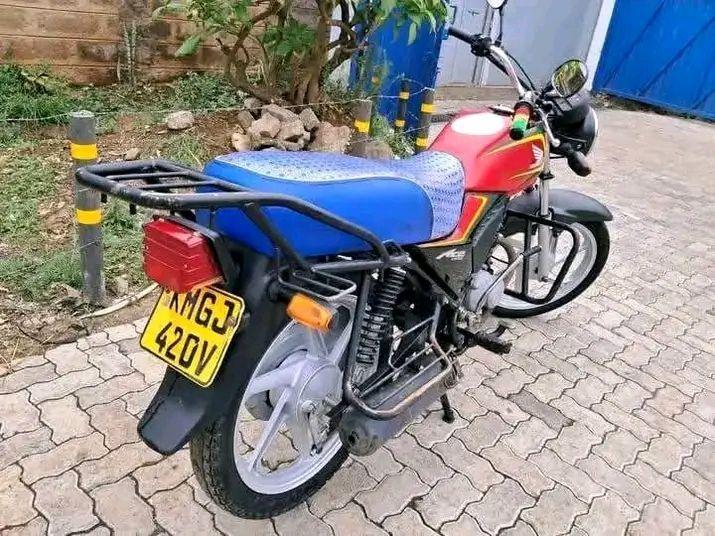 A picture of LIPA MDOGO MDOGO MOTORBIKES
