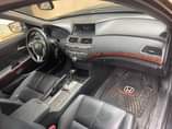 A picture of Super clean Honda crossour available for 3m Lagos fastest finger