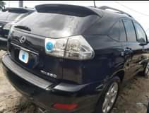 A picture of Lexus Rx 350 factory fitted ac cd player fm radio