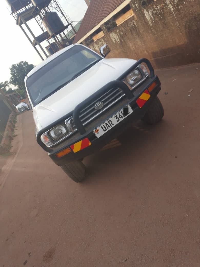 used toyota hilux