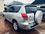 A picture of Brand Toyota Model RAV4 4plugs Year 2007 Painted Price 3