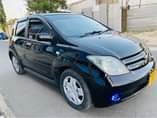 A picture of Toyota Ist