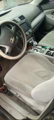 A picture of Toyota Camry v6