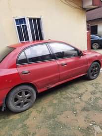 A picture of 2005 Kia rio 2005