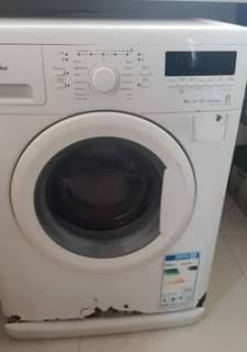 A picture of NAUZA WASHING MACHINE..AUTO..0785479532..KG 9..