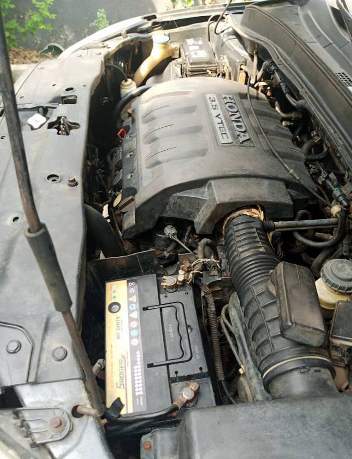 A picture of Call 09123431364 Registered Honda pilot 07 MODEL