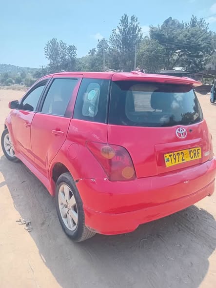 A picture of TOYOTA IST OLD INAUZWA ML5 900 000 ENGINE SAFI GEAR