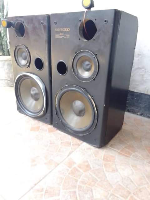 speakers