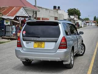 A picture of Subaru Forester Kali sana Usajiri namba T 120 DYU Mwaka