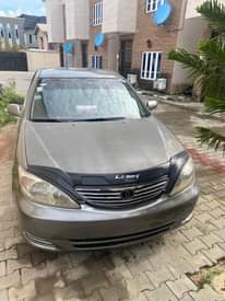 A picture of 2004 First body Camry