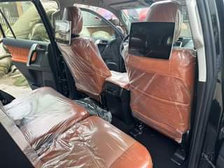 A picture of 2022 Toyota Prado v6