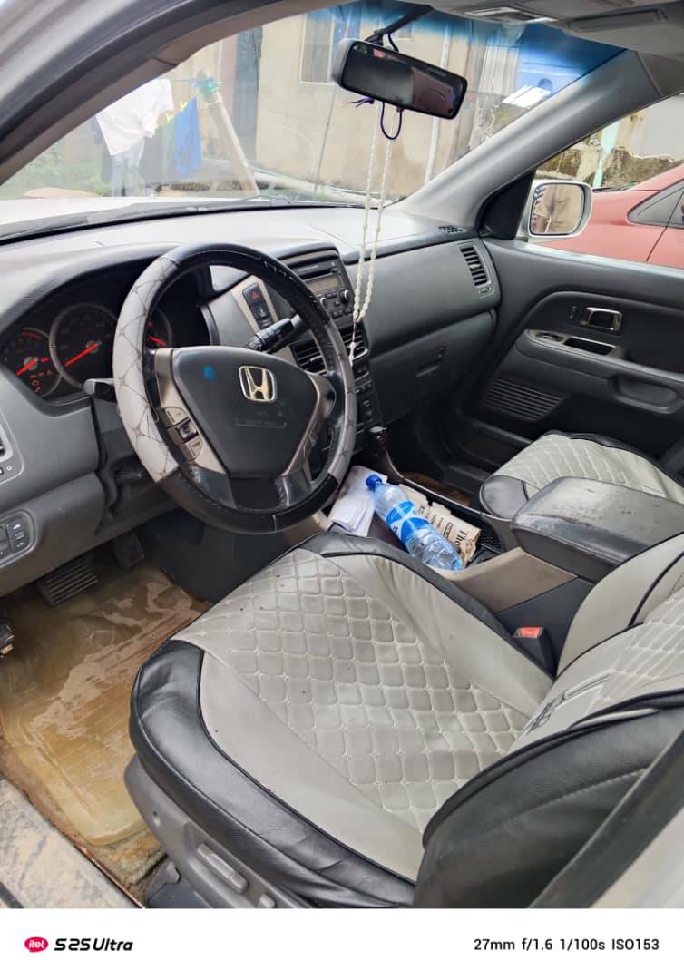 A picture of 3.6 last to owner setument 200 Owner need money Honda