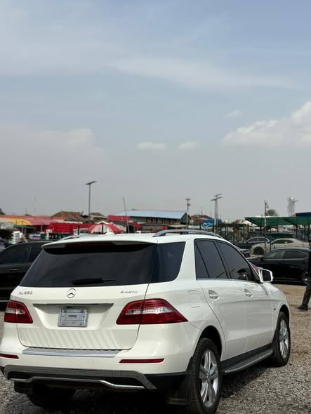 A picture of 2012 Foreign Used Mercedes Benz ML350 Excellent Condition