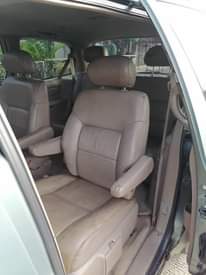 A picture of Toyota sennia
