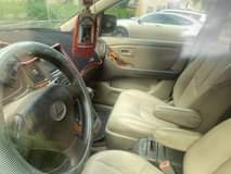 A picture of Lexus Rx300